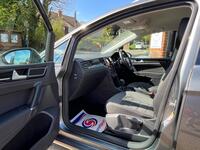 VOLKSWAGEN GOLF SV