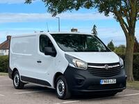 VAUXHALL VIVARO