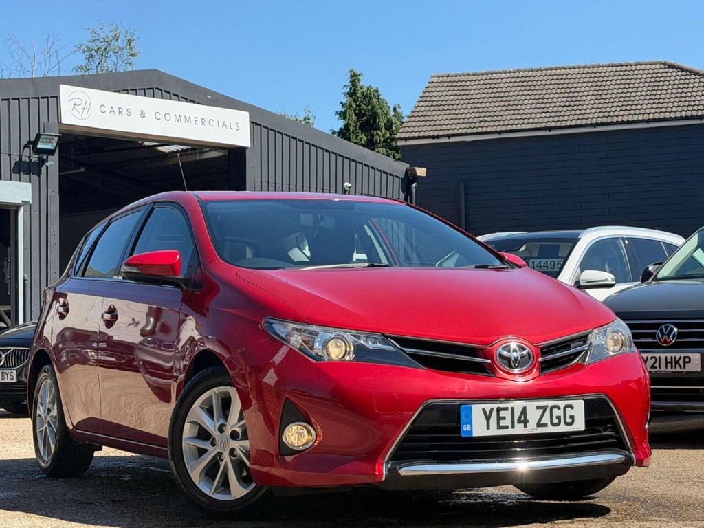 2014 Toyota AURIS